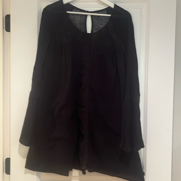 Genuine Volcom Dress - Picture 1 of 9